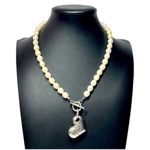 Pearl Choker Toggle Necklace Heart Charm Pendant 17"
